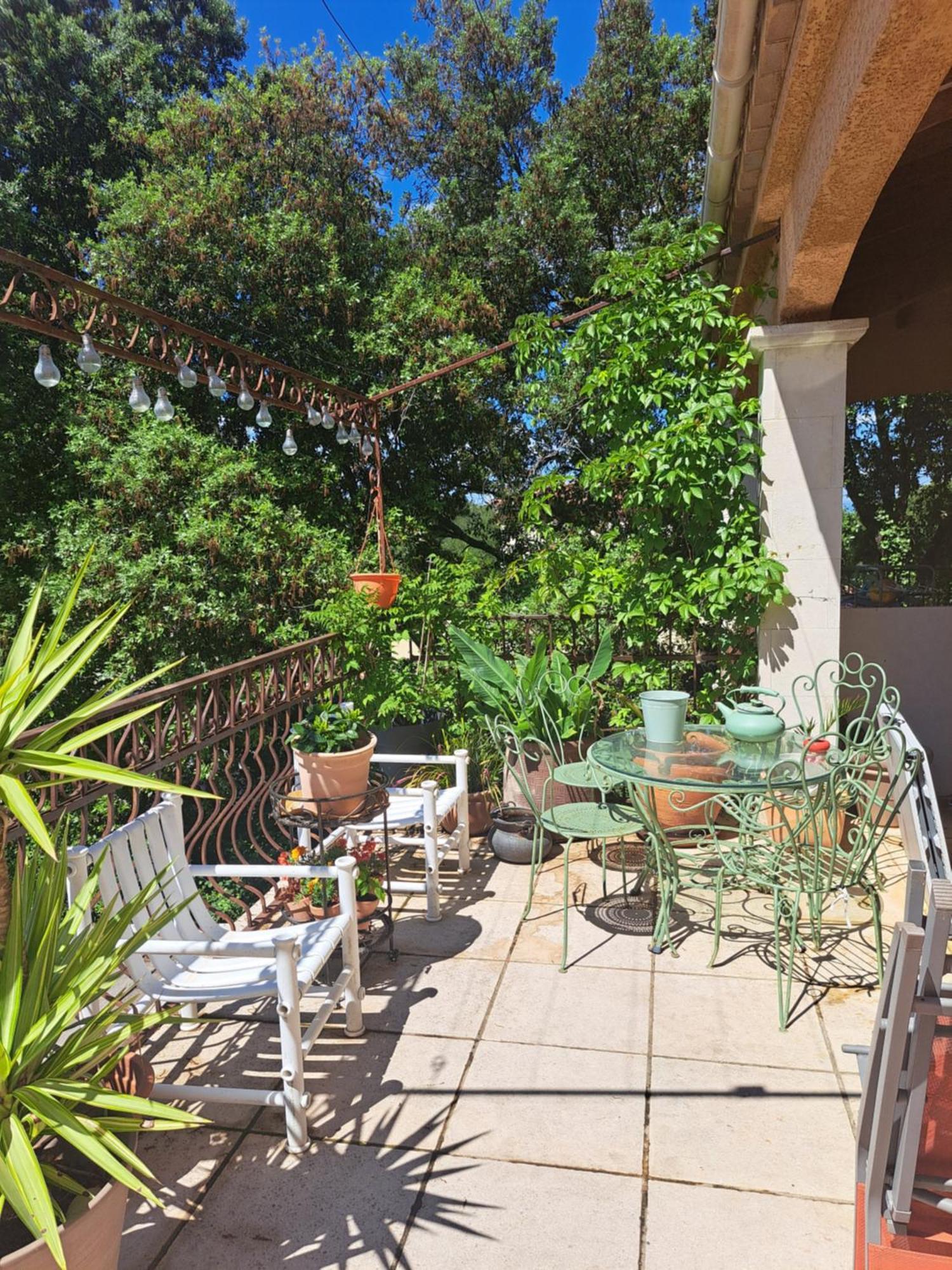 Le Calme De La Garrigue Bed & Breakfast Russan ภายนอก รูปภาพ